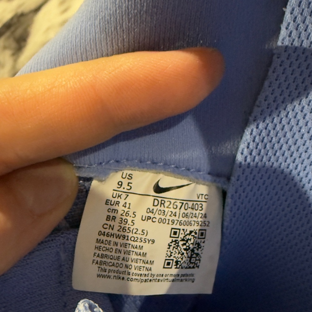 Nike Blue Knit Running Shoes with Orange Swoosh - Picture 7 of 9